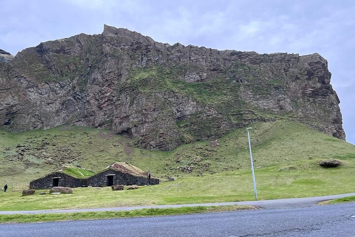 PRIVATE 2-Hours Tour - Westman Islands with a local in a BMW X5