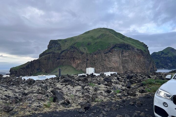PRIVATE 2-Hours Tour - Westman Islands with a local in a BMW X5
