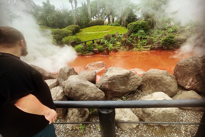 Hot Spring Beppu Onsen with Blue Hell cozy Tour by Car and walk