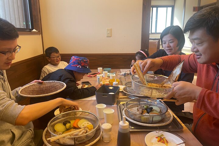 Hot Spring Beppu Onsen with Blue Hell cozy Tour by Car and walk