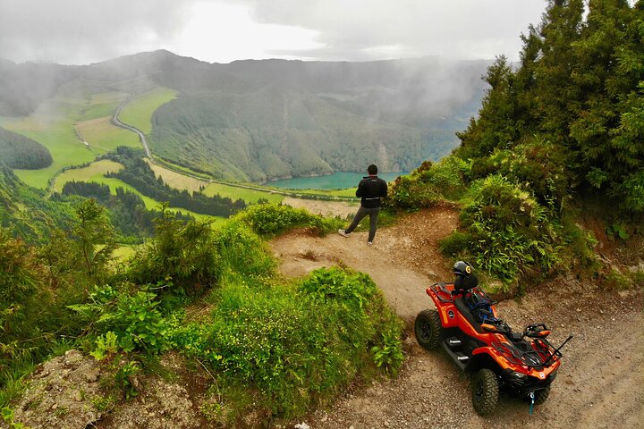 Quad & Buggy Sete Cidades Crater Tour - 4x4 - Half Day