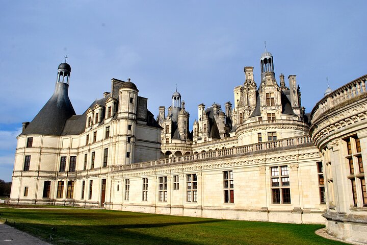 Day Tour to Chenonceau and Chambord Castles