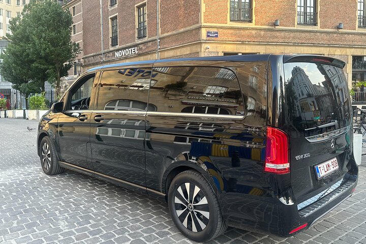 PRIVATE MPV TRANSFER FROM/TO BRUSSELS AIRPORT (Max 6 pax) ONE-WAY