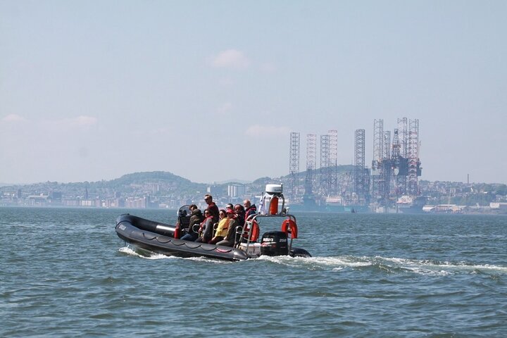 Boat Seafari Adventure