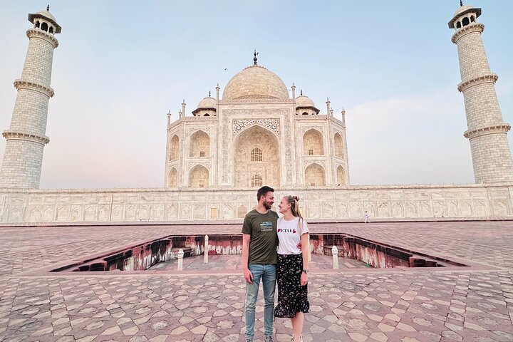 Full Day Private Agra Tour by Car