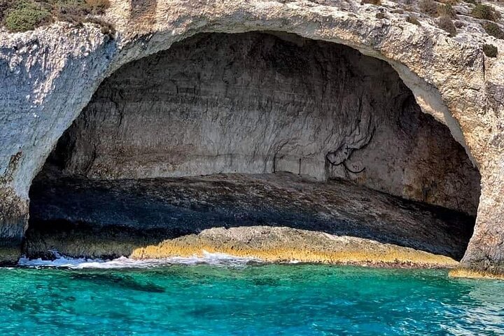 Zakynthos Blue Caves and Navagio bay