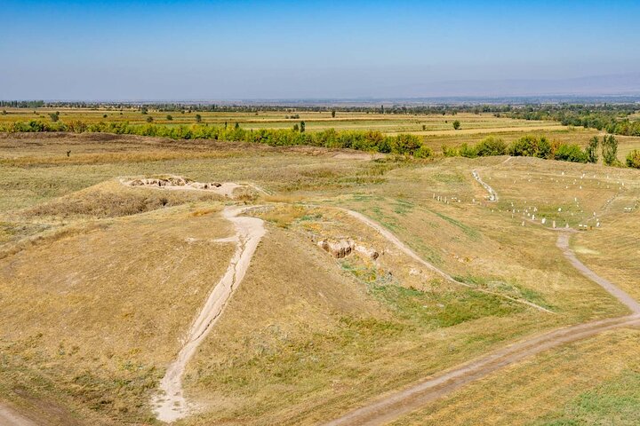 Day Trip to Burana Tower and Konorchek Canyons