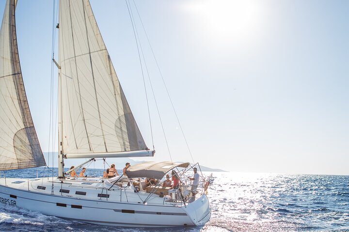 Sailing Trip to Dia with Snorkeling, Dining & Sunset Option