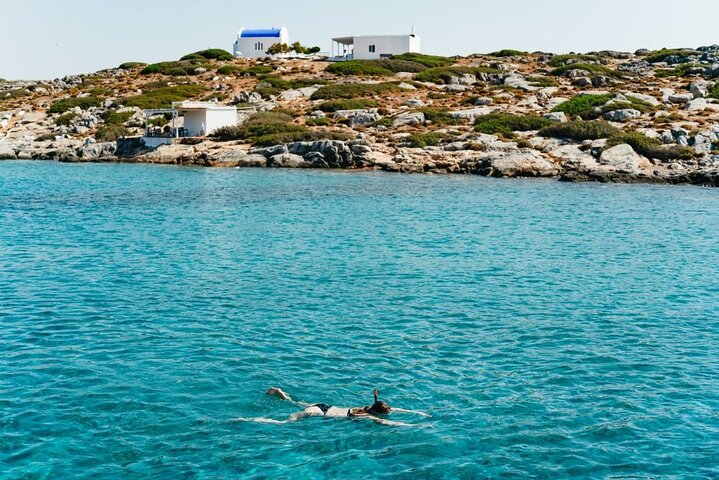 Sailing Trip to Dia with Snorkeling, Dining & Sunset Option