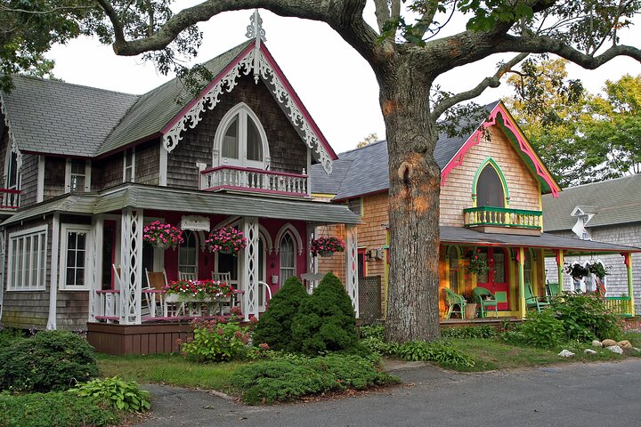 Martha’s Vineyard Self-Guided Driving & Walking Audio Tour