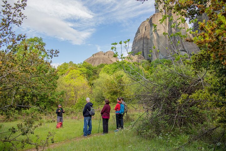 Meteora Small Group Hiking tour with Transfer and Monastery Visit