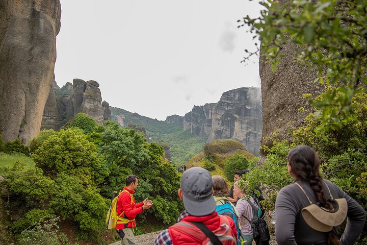 Meteora Small Group Hiking tour with Transfer and Monastery Visit