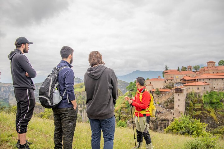 Meteora Small Group Hiking tour with Transfer and Monastery Visit