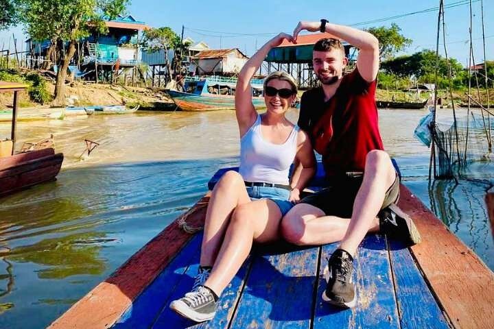 Kompong Phluk Floating Village Half-Day Tour ( Morning / Sunset )