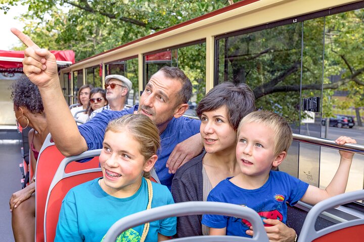 Big Bus Berlin Hop-On Hop-Off Tour with optional River Cruise