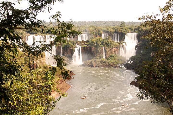 Iguassu Falls Brazilian Side: Macuco Safari, Helicopter Flight and Bird Park