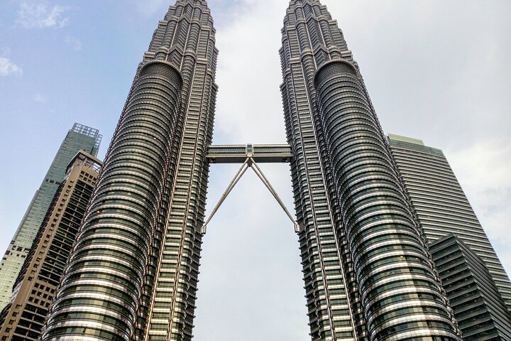 Kuala Lumpur Airport Transit Tour (4 hours)