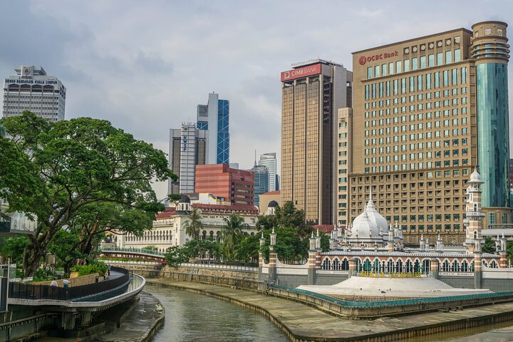 Kuala Lumpur Airport Transit Tour (4 hours)