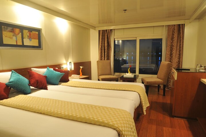 3 Night Nile Cruise from Luxor to Aswan with Hot Air Balloon Ride