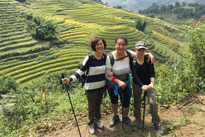 Sapa Trek 2days/1night -HOTEL 5 STAR-From Hanoi by Limousine Van