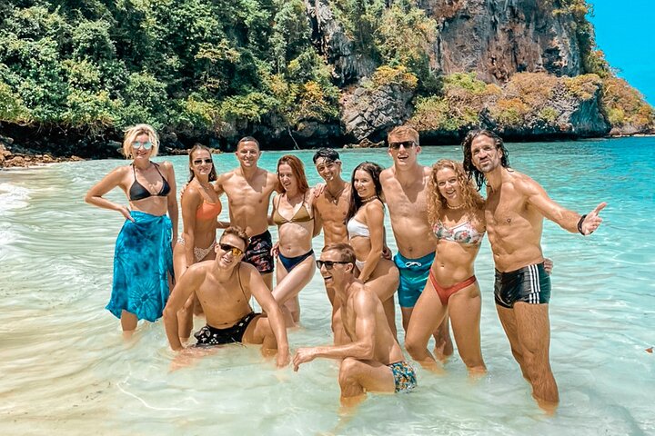 Phi Phi Island Private Boat Tour