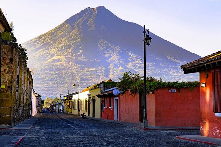The best of Antigua for cruisers. Pto Quetzal.