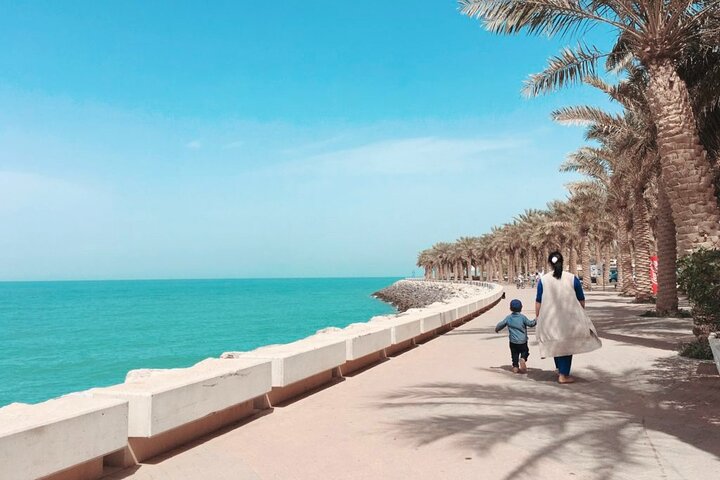 Kuwait City Private Photoshoot Tour by Expert Photographer Guide
