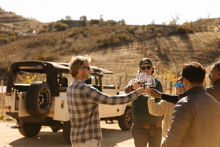 Los Angeles: Private 4x4 Vineyard Tour in Malibu
