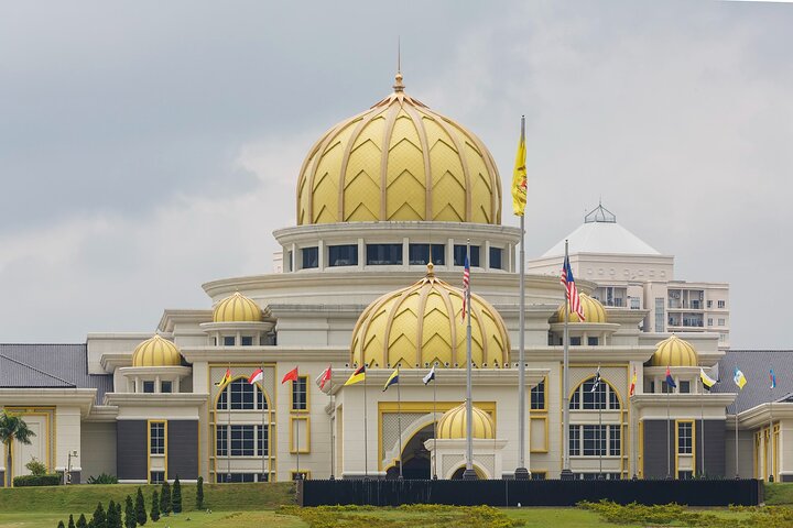 Cruise Excursion from Port Klang to Kuala Lumpur City Tour