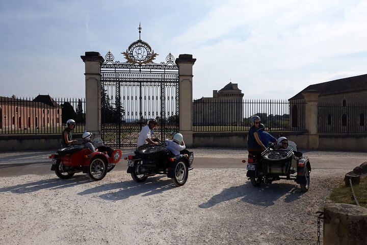 Private ride through the vineyards from Saint-Emilion - 1h30
