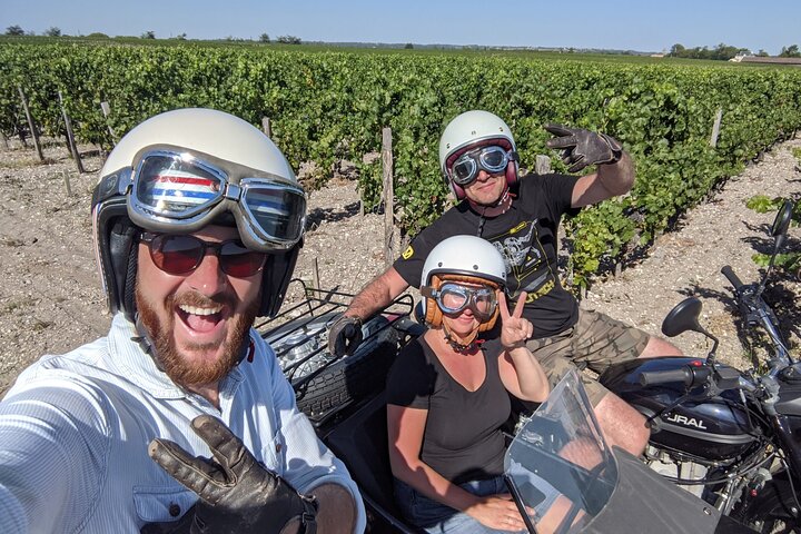 Private ride through the vineyards from Saint-Emilion - 1h30