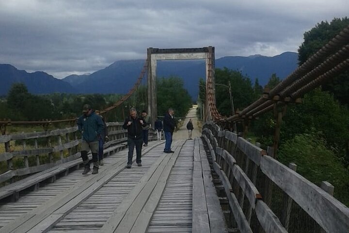 Pioneer Tour: Shore Excursion from Puerto Chacabuco
