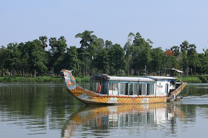 Hue: Custom Tour with Dragon Boat, Private Car & Motorbike