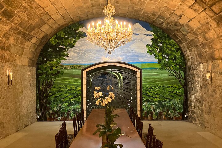 Best Private Wine Tour of Napa and Sonoma: Up to 8 People