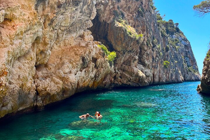 Uncharted Caves & Snorkelling Heaven: Cala Granadella Kayak Tour