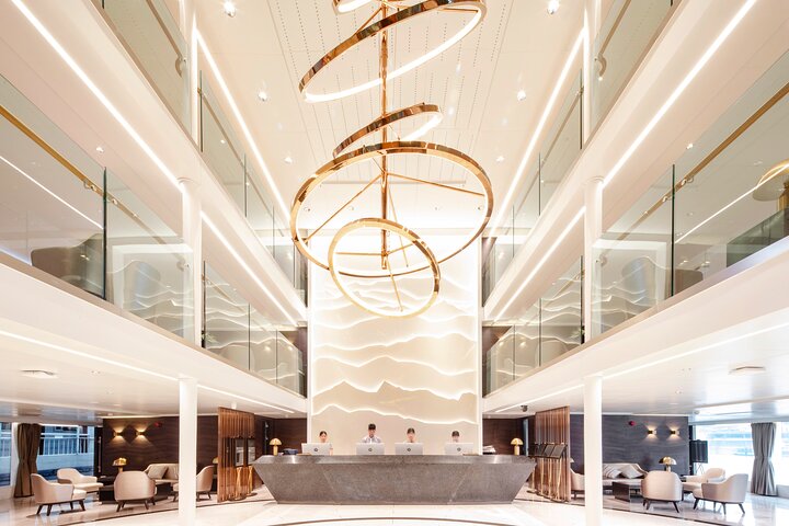 5D4N Yangtze River Cruise: Yichang to Chongqing by Century Cruise