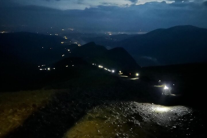 Snowdon Sunrise Hike