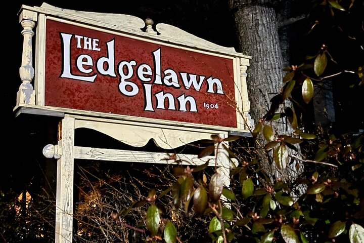 90-minute Ghost Walking Tour in Bar Harbor