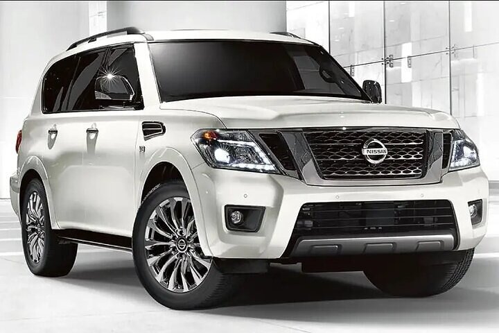 Kuwait City Full Day Luxury Car with Local Driver Rental