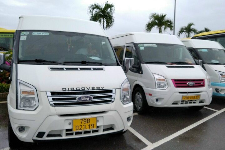 (TOP) Private car: Hanoi/Noi Bai Airport (HAN) from/to Ha Long