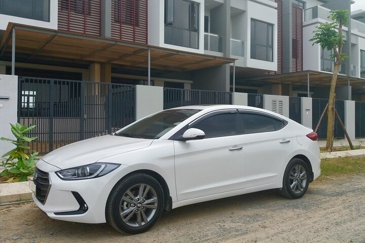 (TOP) Private car: Hanoi/Noi Bai Airport (HAN) from/to Ha Long