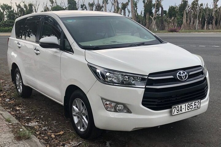 (TOP) Private car: Hanoi/Noi Bai Airport (HAN) from/to Ha Long