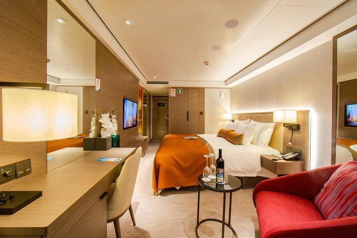 5D4N Yangtze River Cruise: Yichang to Chongqing by Century Cruise