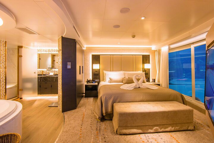 5D4N Yangtze River Cruise: Yichang to Chongqing by Century Cruise