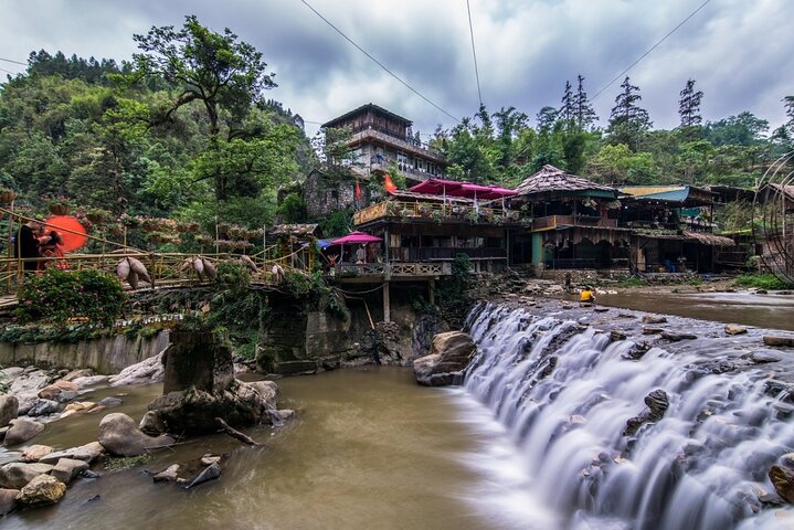 Sapa Private Car Rental–Half & Full Day & English Speaking Driver