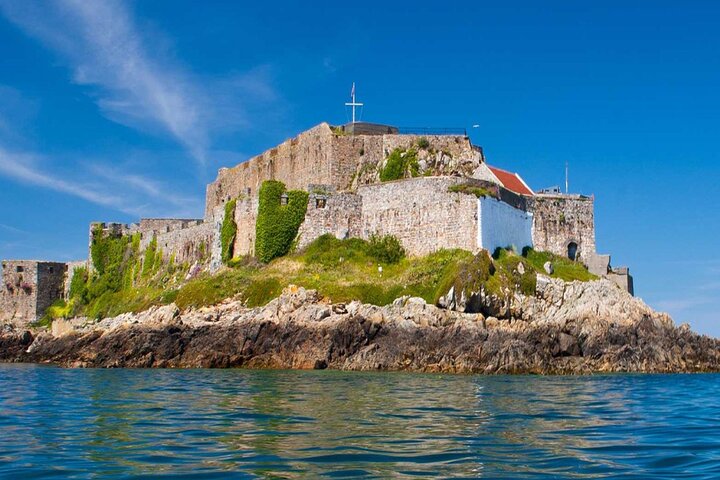 Unrivalled Coastal Tour to Saint's Bay Harbour