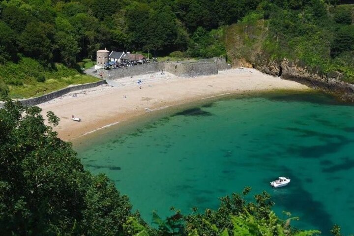 Unrivalled Coastal Tour to Saint's Bay Harbour