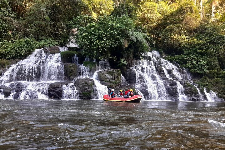 Full-Day Rafting in Jondachi & Hollin Class IV Tena, Ecuador