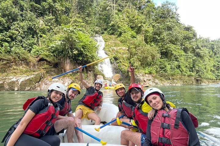 Full-Day Rafting in Jondachi & Hollin Class IV Tena, Ecuador