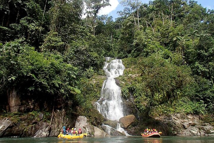 Full-Day Rafting in Jondachi & Hollin Class IV Tena, Ecuador